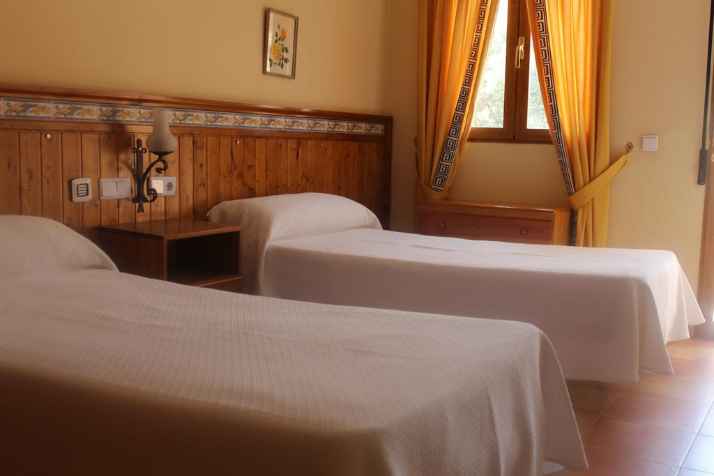 Hotel Restaurante Los Canos De La Alcaiceria Алхама де Гранада Стая снимка