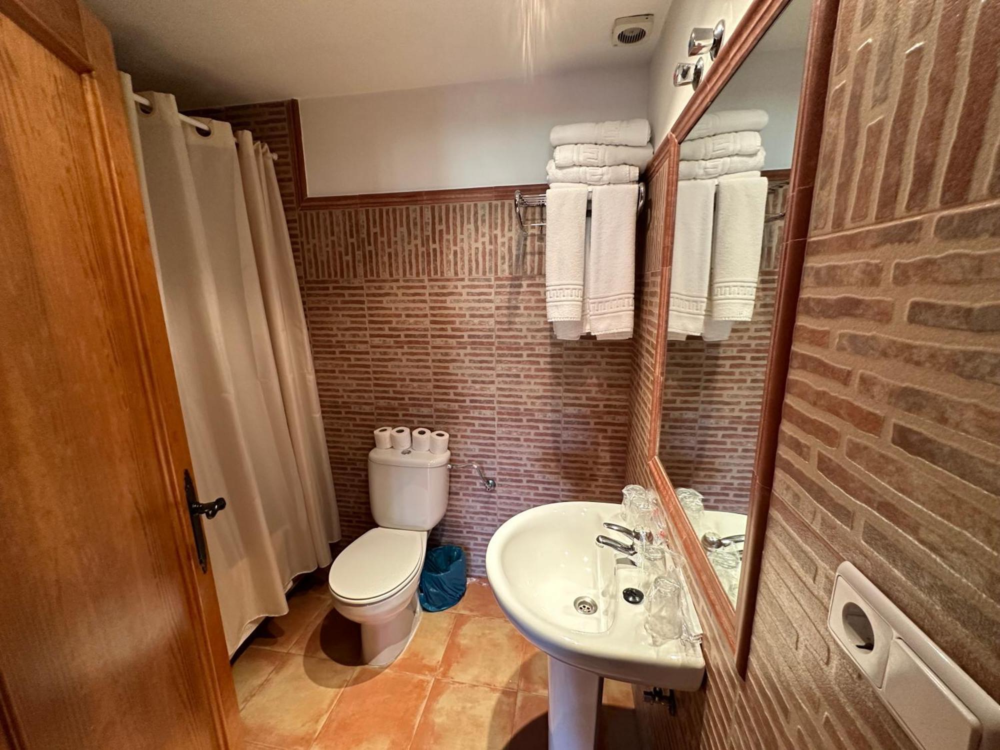 Hotel Restaurante Los Canos De La Alcaiceria Алхама де Гранада Екстериор снимка
